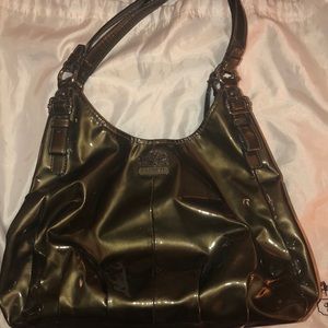 Coach gun Metal patent leather